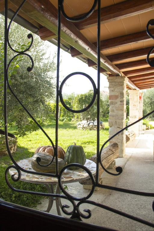 Casa Dell'Arciprete B&B Arielli Habitación foto